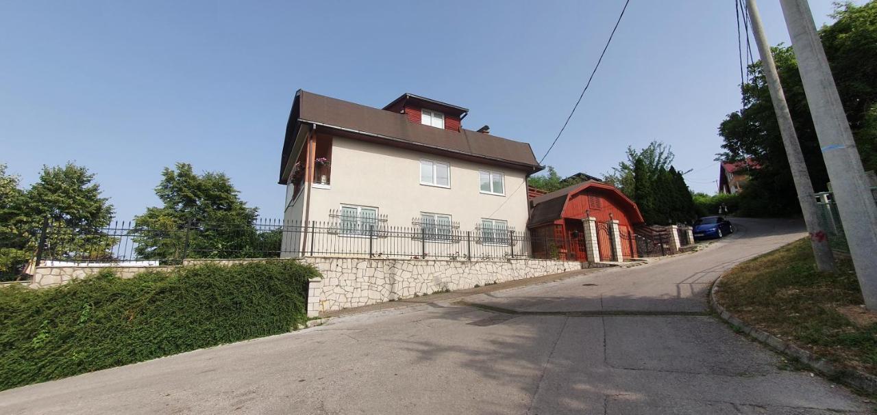 Mott Residence Тузла Экстерьер фото