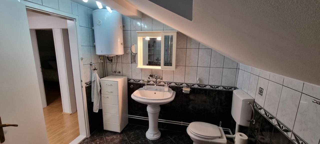 Mott Residence Тузла Экстерьер фото