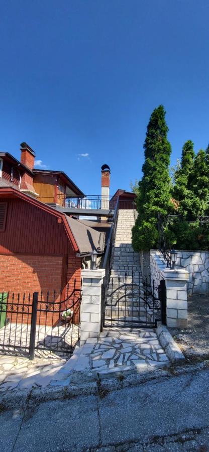 Mott Residence Тузла Экстерьер фото