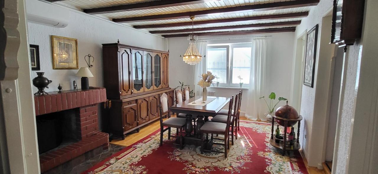 Mott Residence Тузла Экстерьер фото